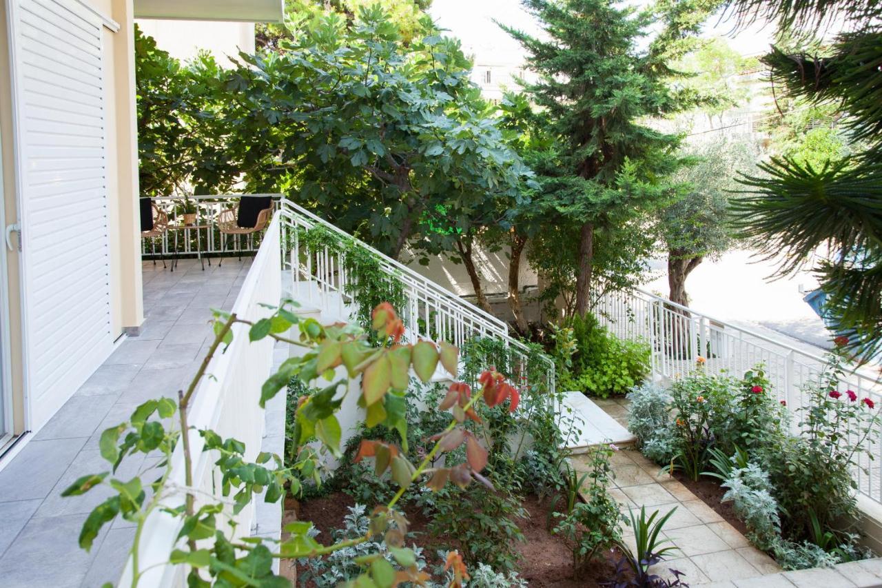 Sunny And Minimal Apt In Glyfada With 3 Bdrm Athen Eksteriør billede